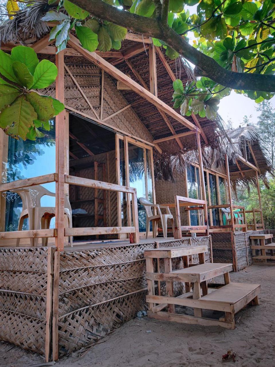 ארמבול Lost Monk Beach Cottage מראה חיצוני תמונה